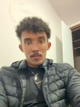 Cam4 Free Porn Cam of MavyFelipe