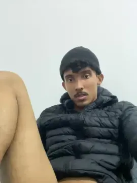 Cam4 Adult Video Chat of MavyFelipe