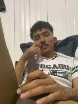 Cam4 Free Live Porn of MavyFelipe