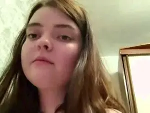 Cam4 Live Sex of LouraTheberge