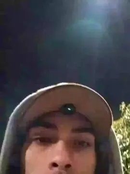 Cam4 Nude Webcam of Sexylatinogay