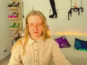 Cam4 Live Porn of hottieNancy