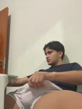 Cam4 Best live sex cam show of Tavinh067
