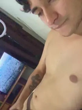 Cam4 Live Sex of Tavinh067