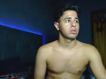 Cam4 Live Porn of james_hard21cm