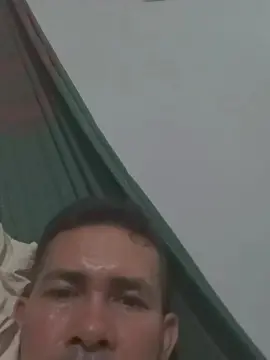 Cam4 Live Porn of Juvenil32