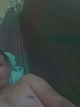 Cam4 Free Live Porn of Juvenil32