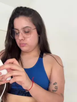 Cam4 Adult Video Chat of chinaaa23