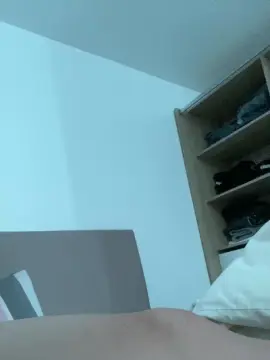 Cam4 Live Sex of krm_68