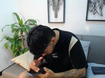 Cam4 Adult Webcams of LiamSaenz