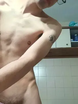 Cam4 Live Porn of twinkexxxequiel