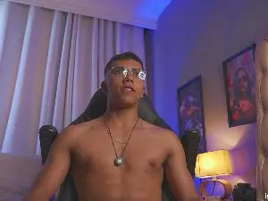 Cam4 Nude Webcam of Colstorw_