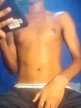 Cam4 Adult Webcam of NOVINHO_HOT77