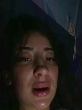 Cam4 Live Porn of helenreyesblan5