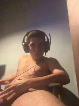 Cam4 Free Live Porn of HornyMztBoee