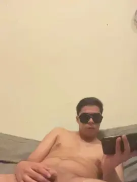 Cam4 Live Sex of HornyMztBoee