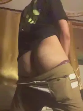 Cam4 Private Sex Chat of HornyMztBoee