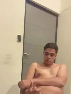 Cam4 Free Porn Cam of HornyMztBoee