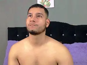 Cam4 Free Live Porn of ander_montoya