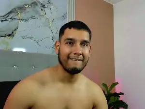 Cam4 Live Porn of ander_montoya