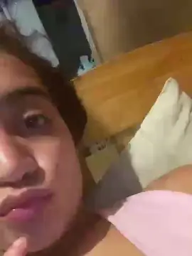 Cam4 Live Porn of Laryssa31