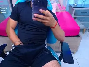Cam4 Free Porn Cam of alex_474
