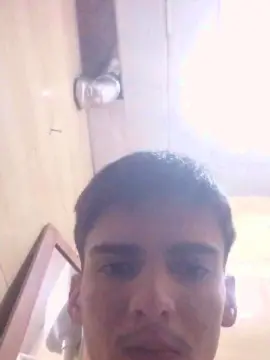 Cam4 Free Live Porn of luanderson87