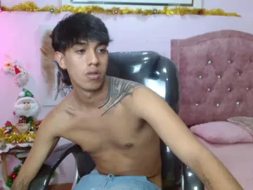 Cam4 Free Live Porn of Patrick_fox