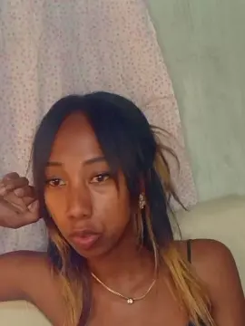 Cam4 Nude Webcam of carolinaG