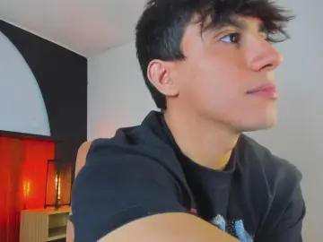 Cam4 Free Live Porn of Allex_Canno