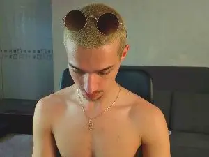 Cam4 Private Sex Chat of KaydenDrew