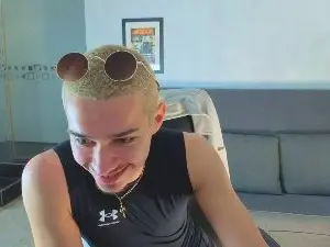 Cam4 Adult Webcam of KaydenDrew