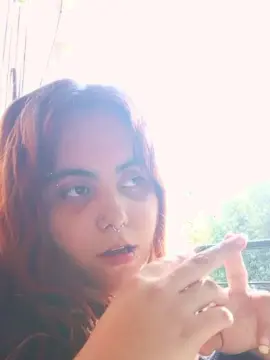 Cam4 Free Porn Cam of poisondaysi1