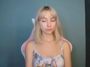 Cam4 Adult Webcam of LuciaAdorable