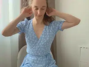 Cam4 Live Porn of ShySchoolGrl