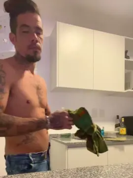 Cam4 Private Sex Chat of Eric27cm