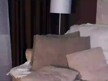 Cam4 Live Sex Cam of CarylSmillie