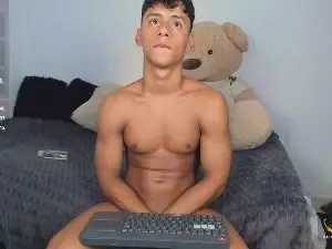 Cam4 Live Sex of LittleParker