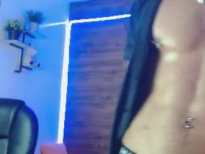 Cam4 Nude Webcam of caleb_stefan