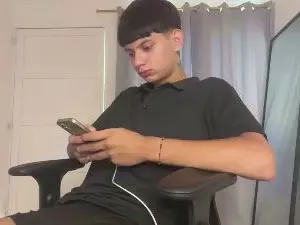 Cam4 Live Sex Cam of naughty_daniel