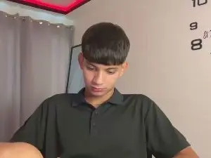 Cam4 Live Sex Cam of naughty_daniel