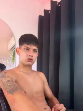 Cam4 Adult Webcam of naughty_daniel