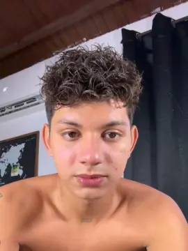 Cam4 Sex Chat of naughty_daniel