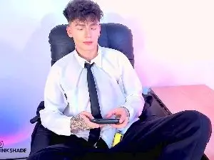 Cam4 Watch Live Sex Cams of Axel_inkshade