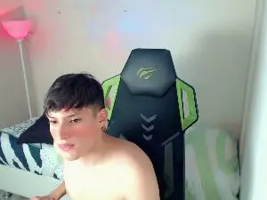 Cam4 Watch Live Sex Cams of Pablito_junior