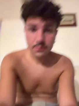 Cam4 Free Porn Cam of bisexualteddy