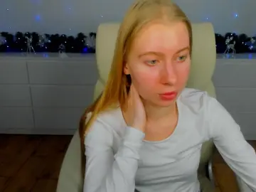 Cam4 Free Live Porn of Alina__Blonde