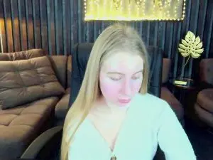 Cam4 Adult Webcam of Alina__Blonde