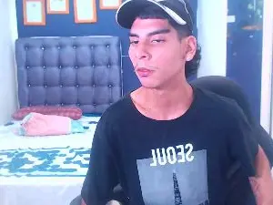 Cam4 Live Sex Cam of Camilo_Boyxx