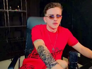 Cam4 Live Porn of FelixStark